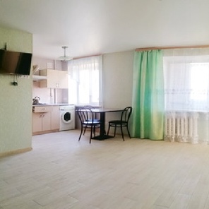 Двухкомнатная квартира в Бердянске для отдыха, центр, рядом море